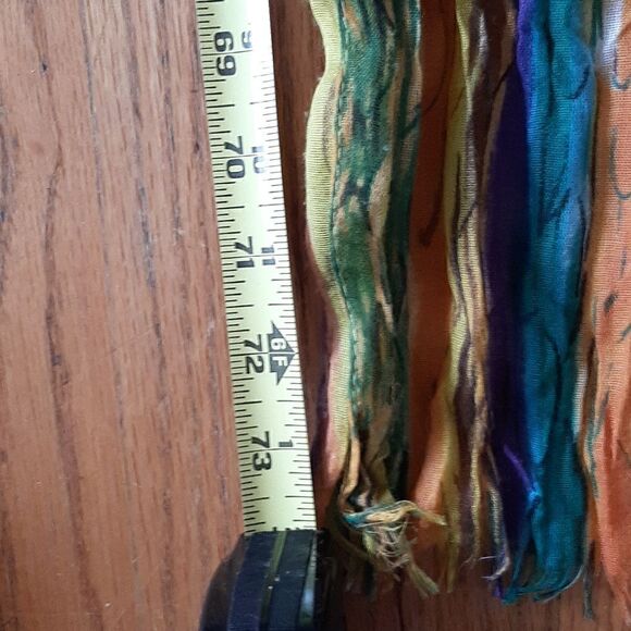 Crinkley multicolored scarf - Picture 2 of 3